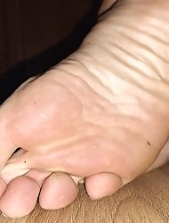 The skillful hands of these ladyboy babes are very enticing to watch